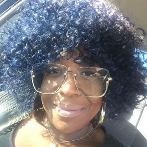 Meet your Posher, Kim